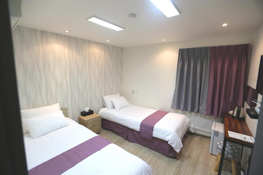 Must Stay Hotel Myeongdong Σεούλ Εξωτερικό φωτογραφία