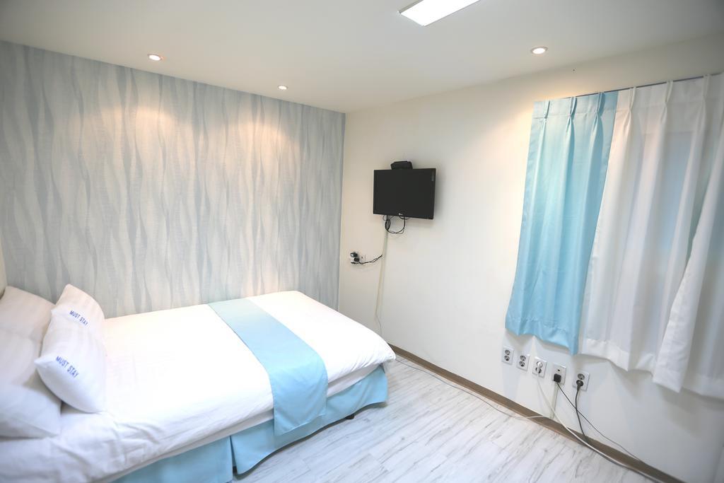 Must Stay Hotel Myeongdong Σεούλ Εξωτερικό φωτογραφία
